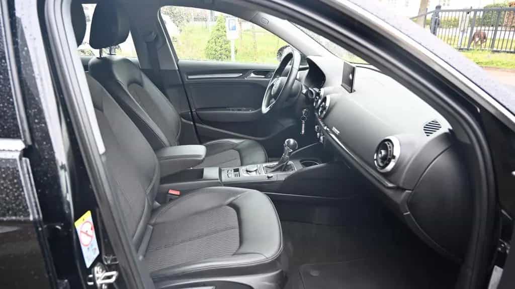 Audi A3 Sportback 40 TFSI quattro design *XENON*TOP 02/2019-photo-13