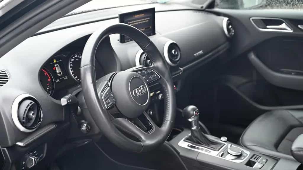 Audi A3 Sportback 40 TFSI quattro design *XENON*TOP 02/2019-photo-9