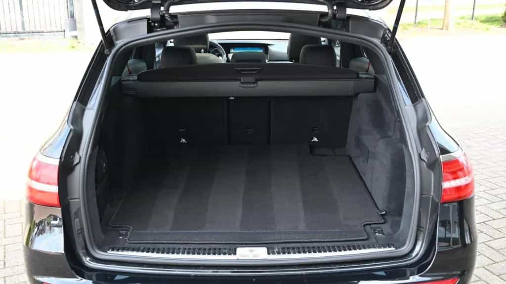 Mercedes-Benz E-Class 53 AMG 4Matic+ / SPUR / LED / 360° / SPORT 12/2018-photo-26