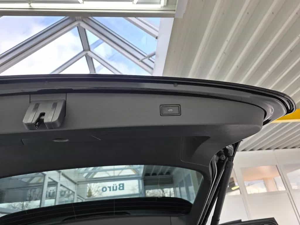 Volkswagen Tiguan Allspace R-Line 4Motion Black Style Pano 12/2022-photo-16