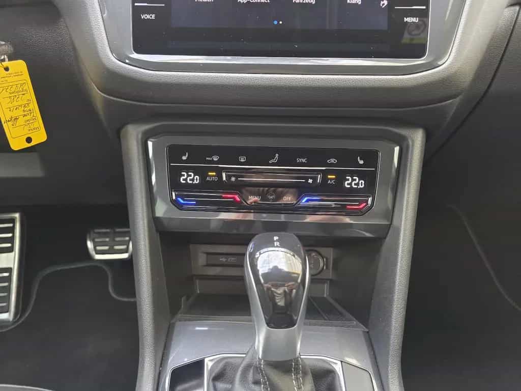 Volkswagen Tiguan Allspace R-Line 4Motion Black Style Pano 12/2022-photo-44