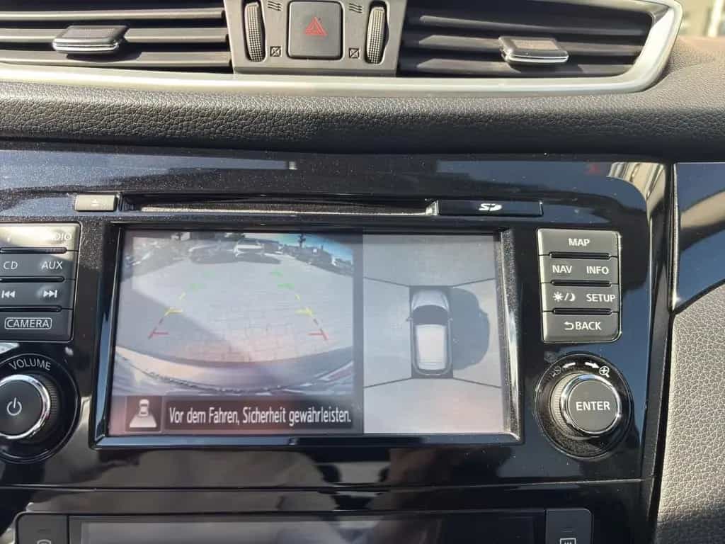 Nissan Qashqai 1.6 N-Connecta *Navi/SHZ/360°/Pano/AHK* 12/2016-photo-18