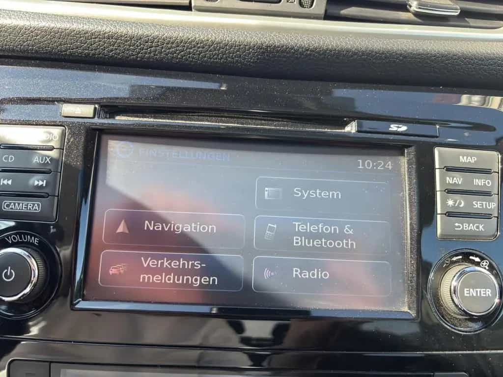 Nissan Qashqai 1.6 N-Connecta *Navi/SHZ/360°/Pano/AHK* 12/2016-photo-21