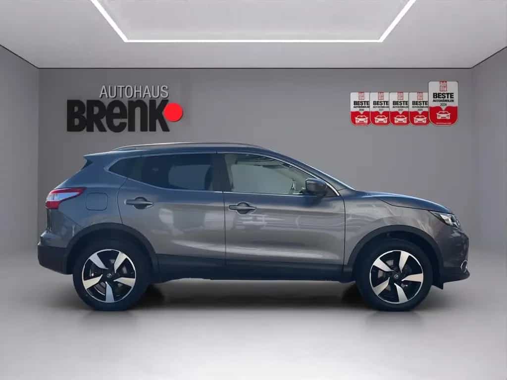 Nissan Qashqai 1.6 N-Connecta *Navi/SHZ/360°/Pano/AHK* 12/2016-photo-6