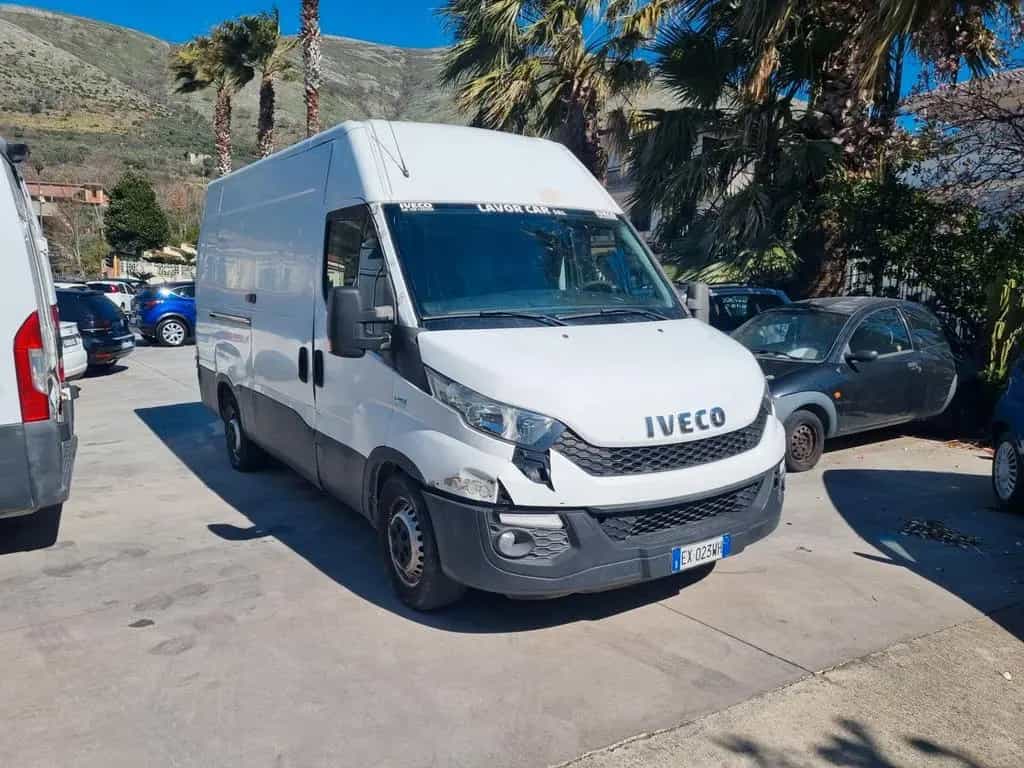 Iveco Daily 35S15V 2.3 HPT PLM-TM Furgone 03/2014-photo-1