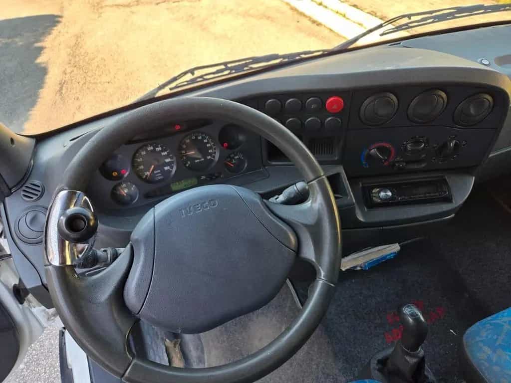 Iveco Daily 35S11VP 2.8 TDI PC-TM Furgone PATENT 03/2002-photo-10
