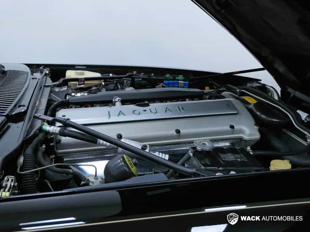 Jaguar XJS 4.0L BVA CABRIOLET / FAIBLE KILOMÉTRAGE 08/1995-photo-21