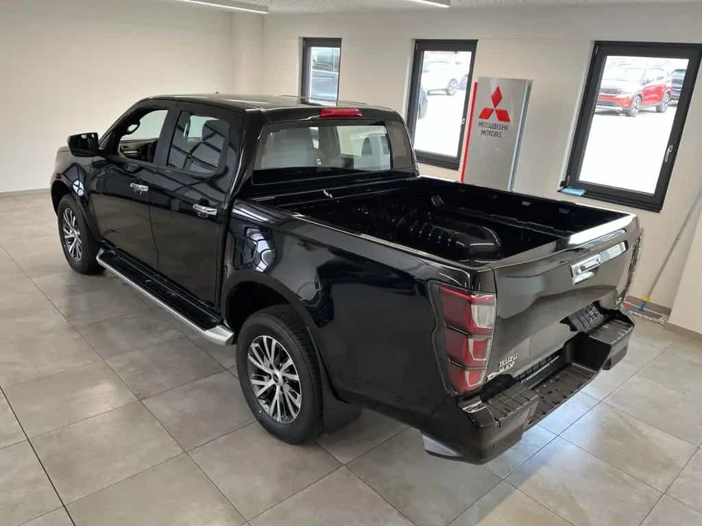 Isuzu D-Max 1.9L DoubleCab 4x4 LSE LED ACC PDC Kamera 03/2026-photo-6