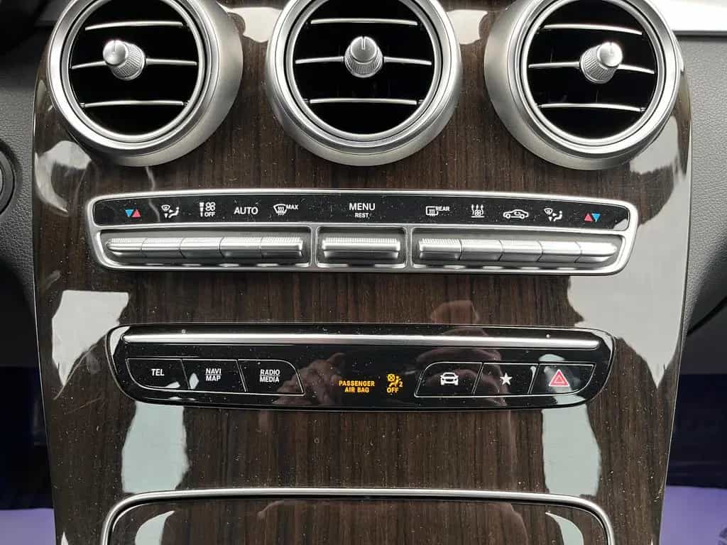Mercedes-Benz GLC-Class 220D 4MATIC ACC MASSAGE 360° LANE ASSIST SHZ 09/2019-photo-10