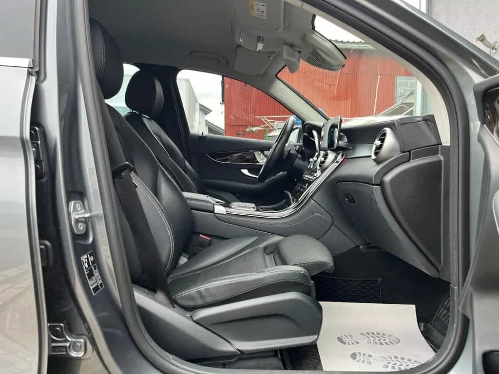 Mercedes-Benz GLC-Class 220D 4MATIC ACC MASSAGE 360° LANE ASSIST SHZ 09/2019-photo-21
