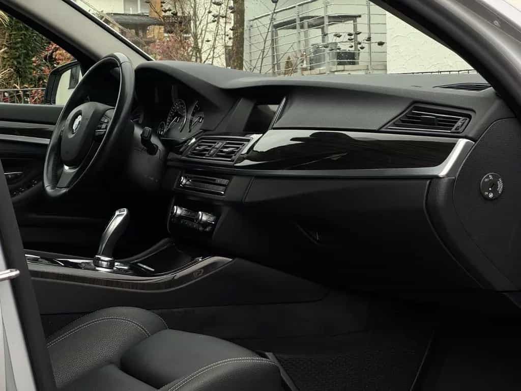 BMW 5 Series 520d xDrive*LUXURY LINE*GARANTIE*KAMERA* 01/2017-photo-14