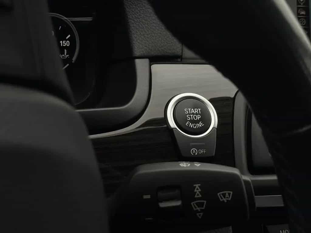 BMW 5 Series 520d xDrive*LUXURY LINE*GARANTIE*KAMERA* 01/2017-photo-19