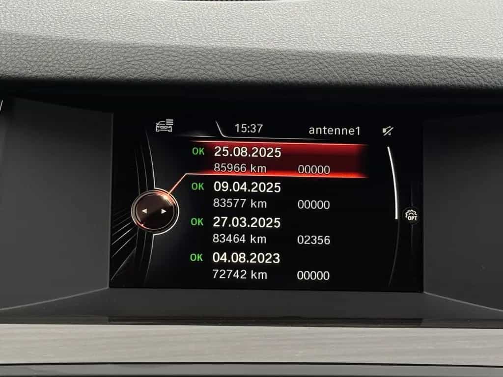 BMW 5 Series 520d xDrive*LUXURY LINE*GARANTIE*KAMERA* 01/2017-photo-26