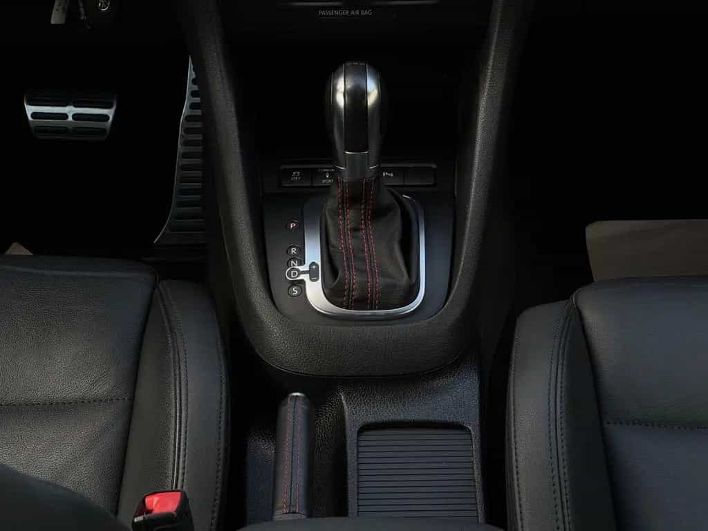 Volkswagen Golf 6 GTI Cabriolet 2.0*GARANTIE*8-FACH*AHK*KAM 03/2015-photo-19