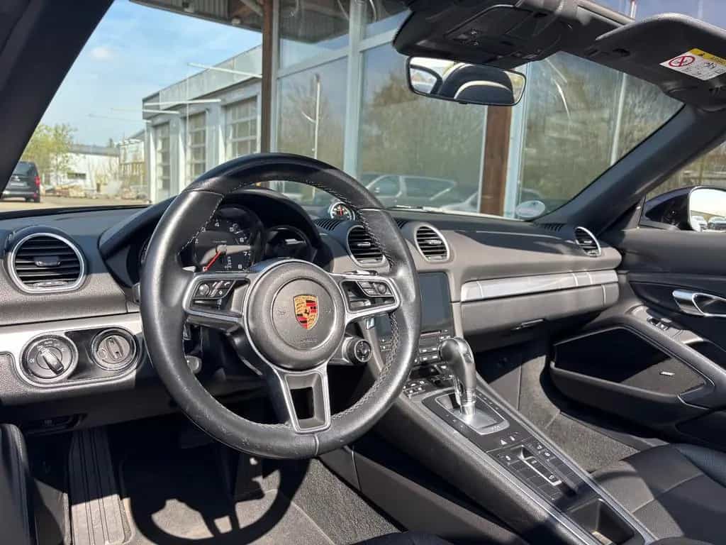 Porsche Boxster 718 BRD PDK Sport Chrono Bose R-Cam 10/2016-photo-13