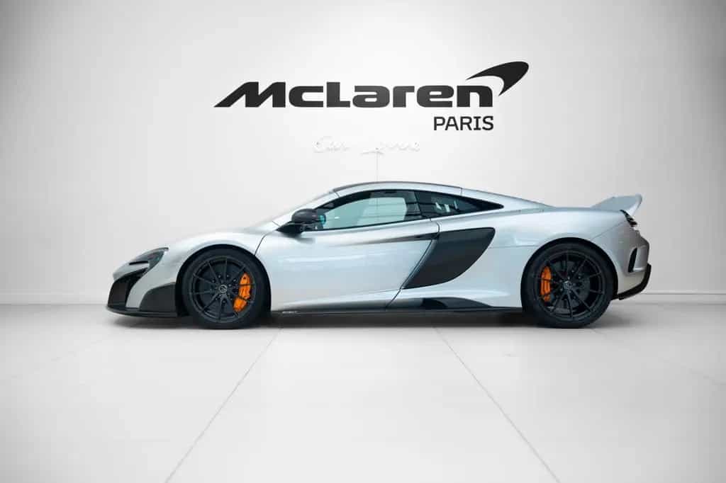 McLaren 675LT 05/2016-photo-1