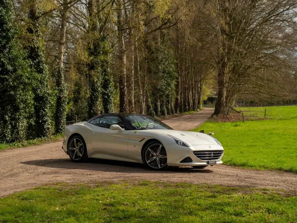 Ferrari California 3.9 T HELE | Atelier Car | Bianco Ita 03/2015-photo-12