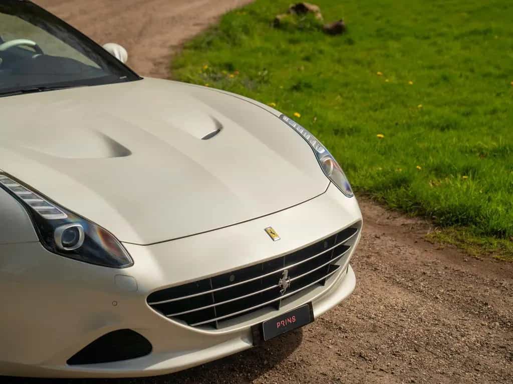 Ferrari California 3.9 T HELE | Atelier Car | Bianco Ita 03/2015-photo-13