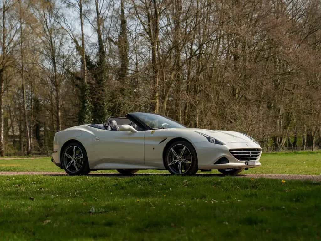 Ferrari California 3.9 T HELE | Atelier Car | Bianco Ita 03/2015-photo-15