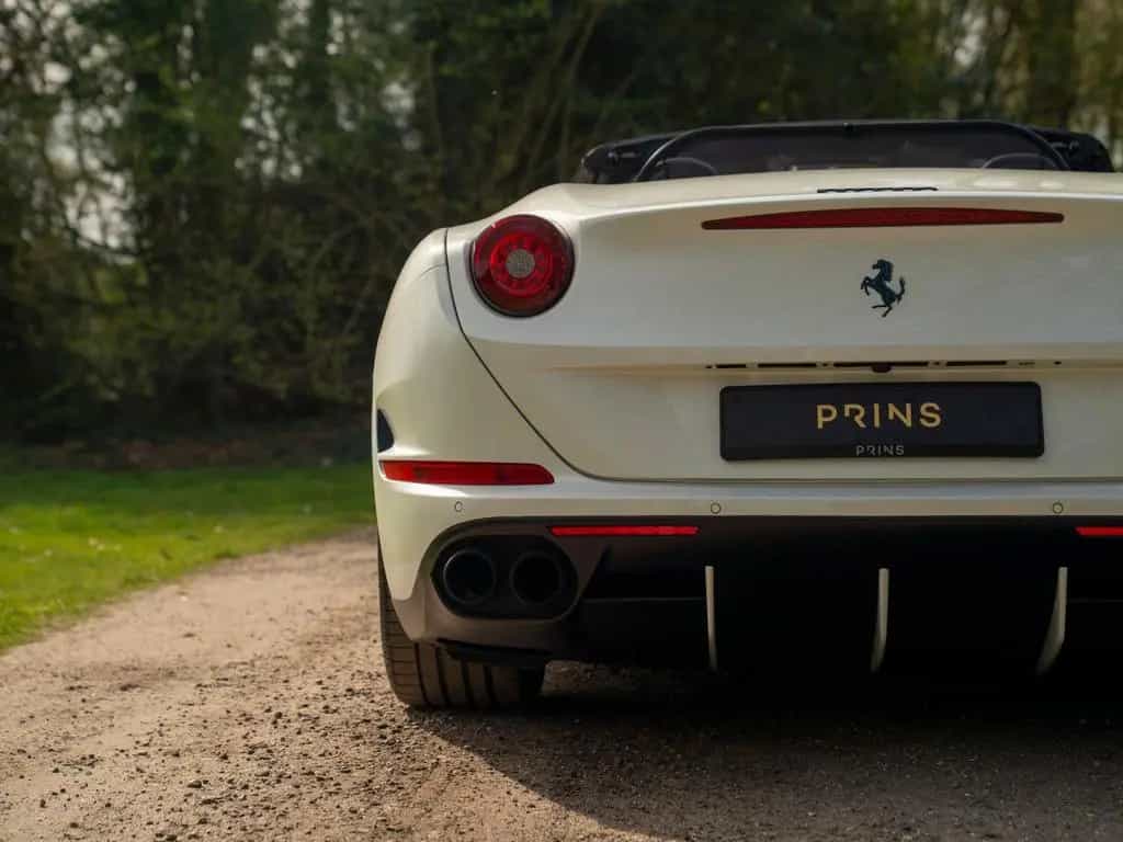Ferrari California 3.9 T HELE | Atelier Car | Bianco Ita 03/2015-photo-26