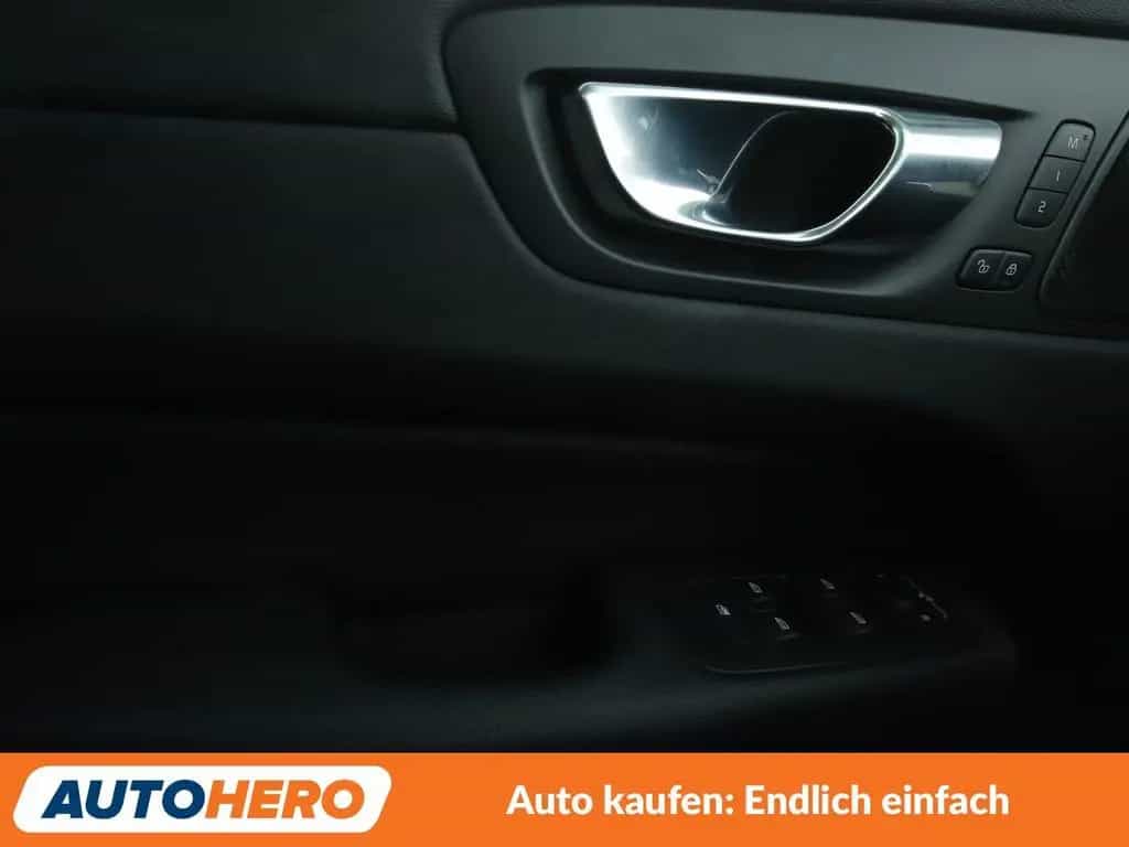 Volvo XC60 2.0 B4 Inscription 2WD Aut.*NAVI*CAM*PDC* 07/2021-photo-25