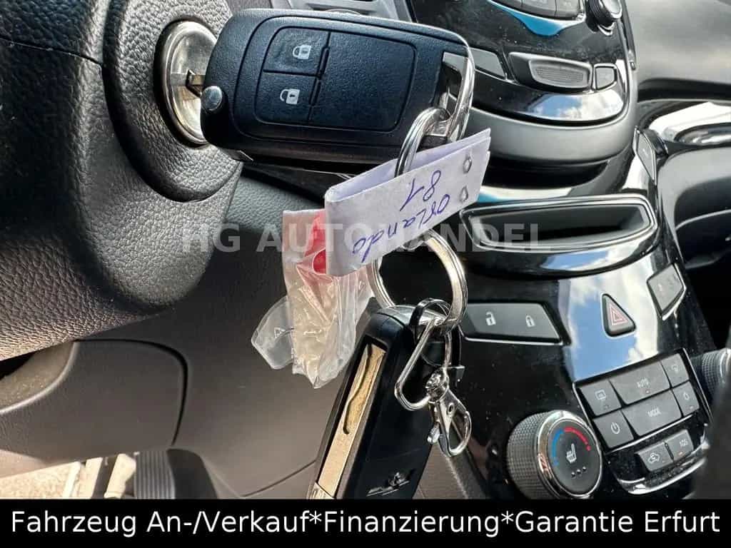 Chevrolet Orlando LTZ 109.000/Automat./Navi/AHK 05/2012-photo-26