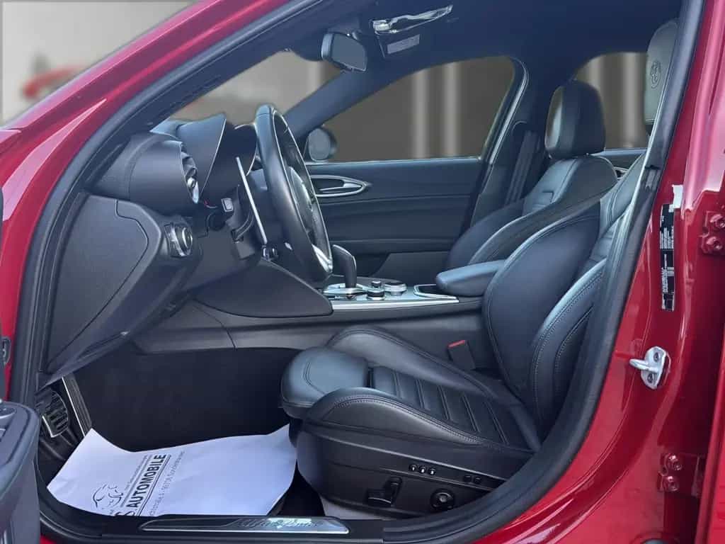 Alfa Romeo Giulia Veloce Q4+MATRIX-LED+ACC+1.HAND+KAMERA 01/2024-photo-14