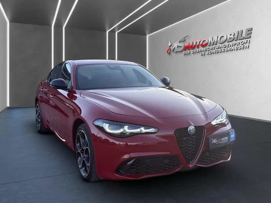 Alfa Romeo Giulia Veloce Q4+MATRIX-LED+ACC+1.HAND+KAMERA 01/2024-photo-2
