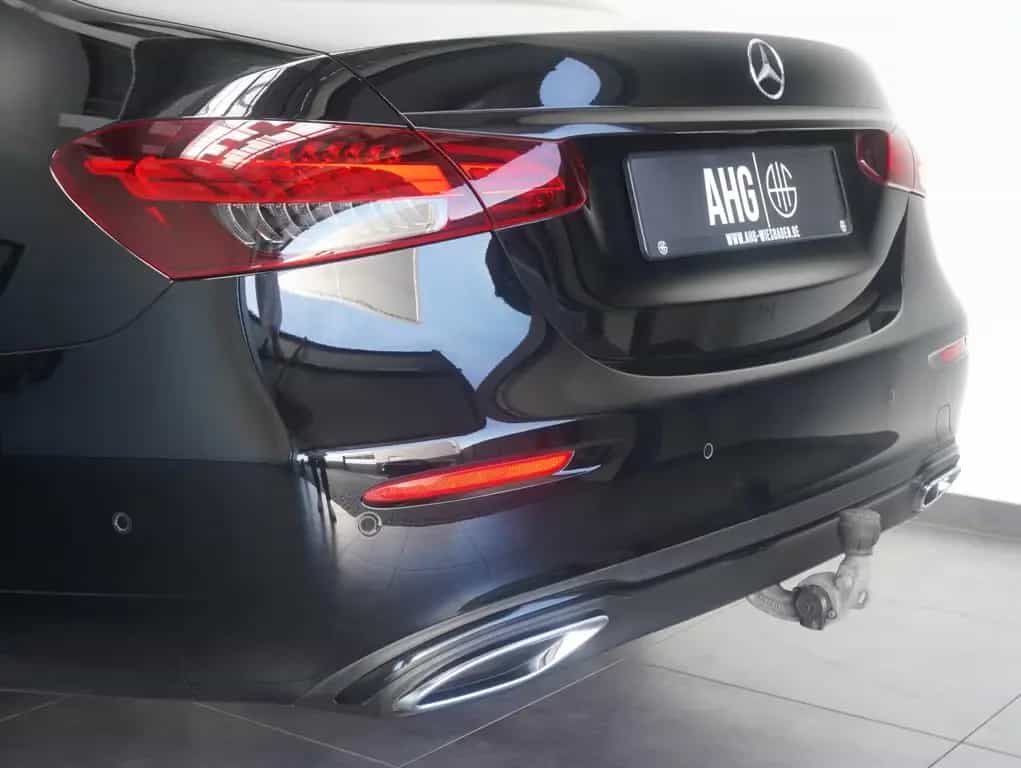 Mercedes-Benz E-Class d Avantgarde NIGHT/WIDESCREEN/AHK 03/2023-photo-4