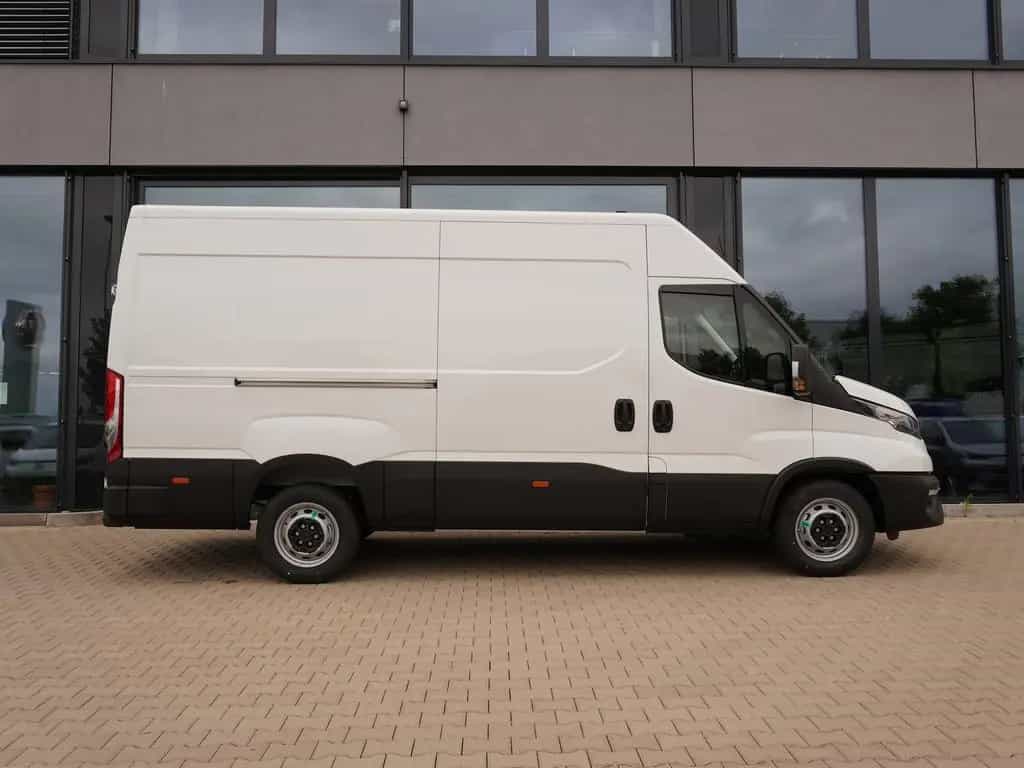 Iveco Other Daily 35S16 3.0 L Automatik / 3,5t Anhängelast null-photo-2