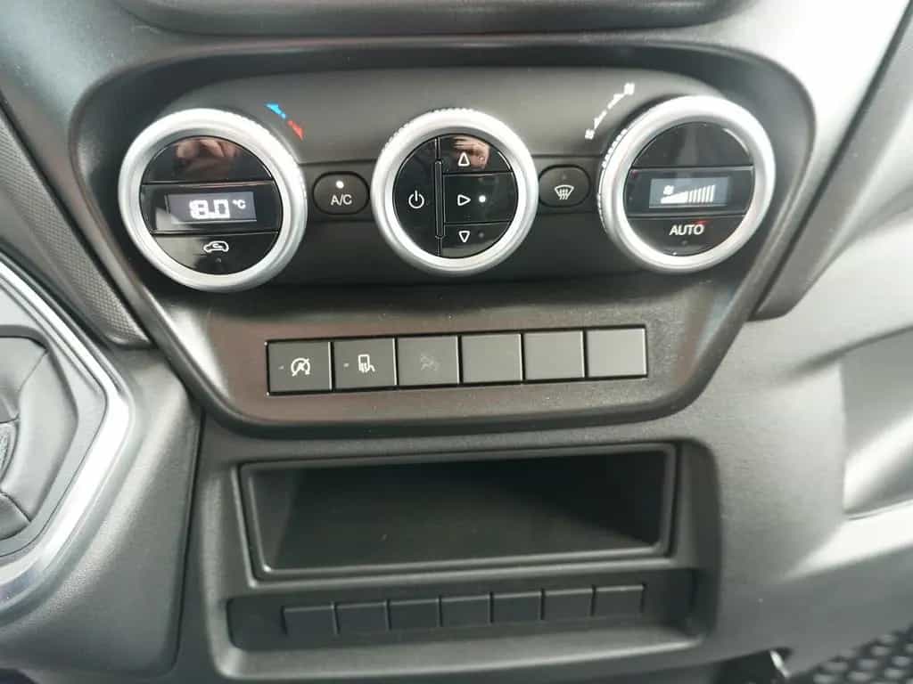 Iveco Other Daily 35S16 3.0 L Automatik / 4,68 m Ladelänge null-photo-12
