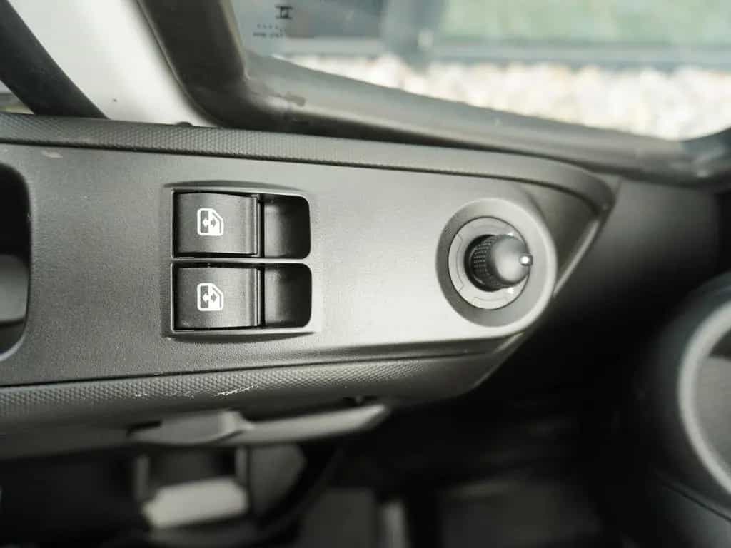 Iveco Other Daily 35S16 3.0 L Automatik / 4,68 m Ladelänge null-photo-17