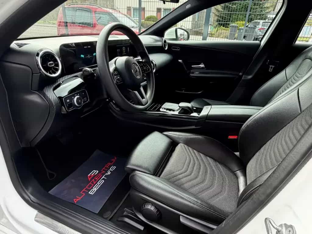 Mercedes-Benz A-Class 4-Matic*NAVI*SHZG*8-FACH*TEMPO*PDC 09/2018-photo-10