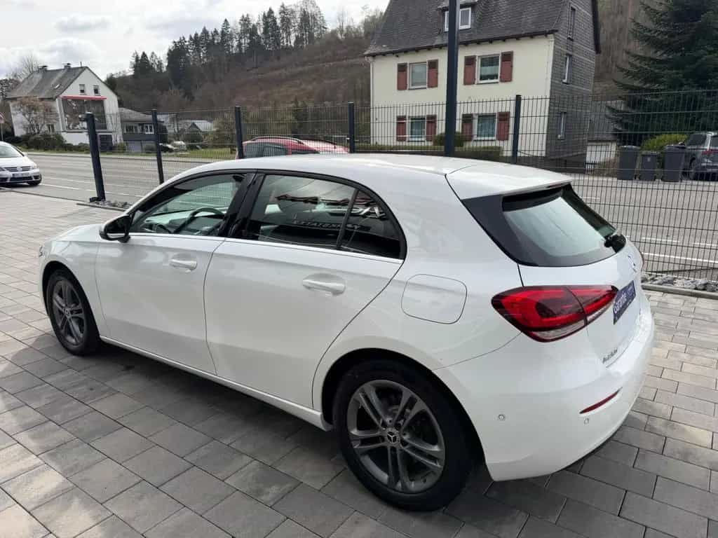 Mercedes-Benz A-Class 4-Matic*NAVI*SHZG*8-FACH*TEMPO*PDC 09/2018-photo-14
