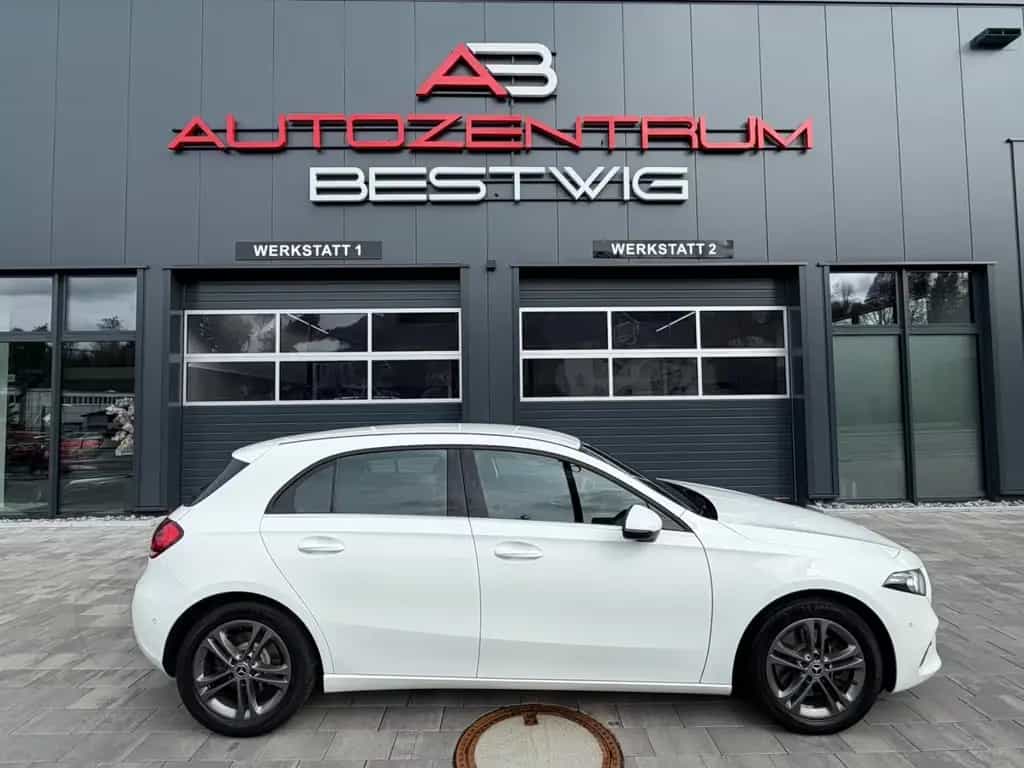 Mercedes-Benz A-Class 4-Matic*NAVI*SHZG*8-FACH*TEMPO*PDC 09/2018-photo-5