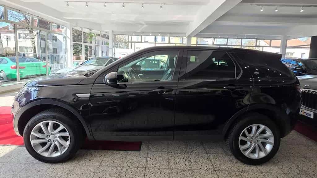 Land Rover Discovery Sport 4x4 AWD*Pano*Vollausstattung 07/2018-photo-6