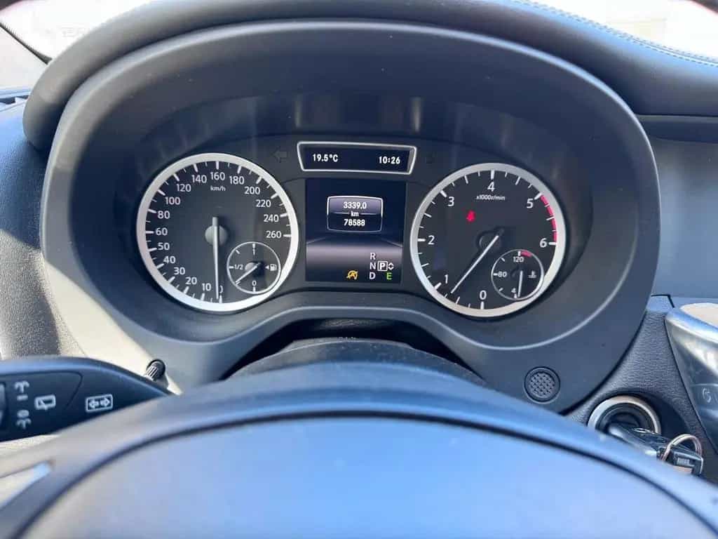 Infiniti Q30 2.2 diesel DCT AWD Luxe Tech 06/2019-photo-10