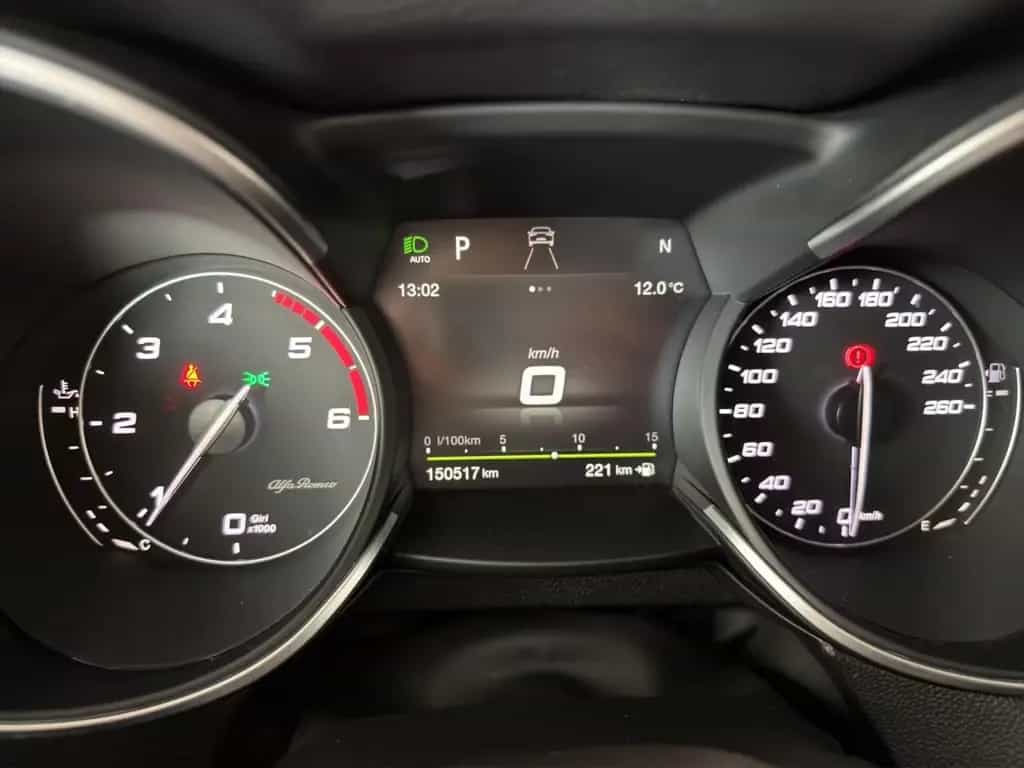 Alfa Romeo Stelvio Super 2WD AUT*NAVI*LEDER*SHZ*Garantie* 07/2018-photo-19