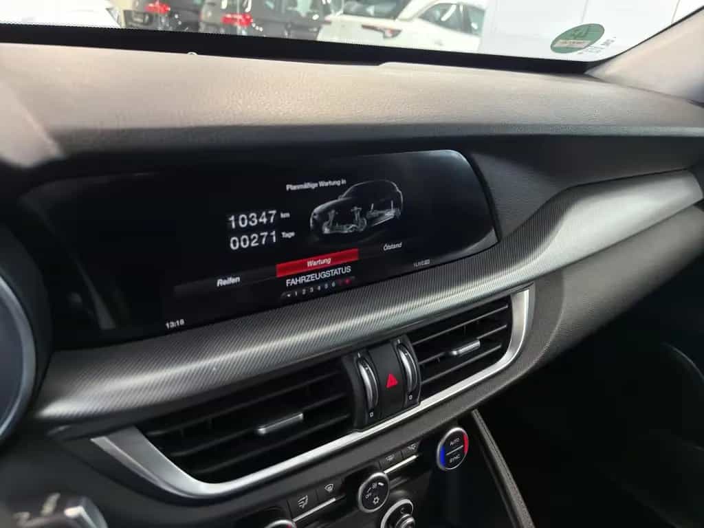 Alfa Romeo Stelvio Super 2WD AUT*NAVI*LEDER*SHZ*Garantie* 07/2018-photo-21