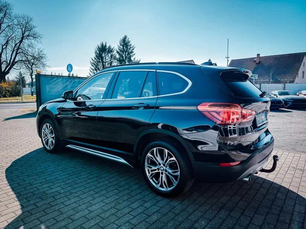 BMW X1 sDrive 18 i xLine M Sport 08/2019-photo-9