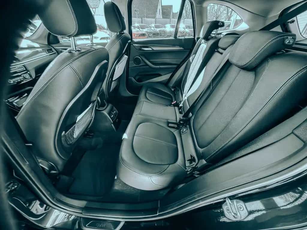 BMW X1 sDrive 18 i xLine M Sport 08/2019-photo-21