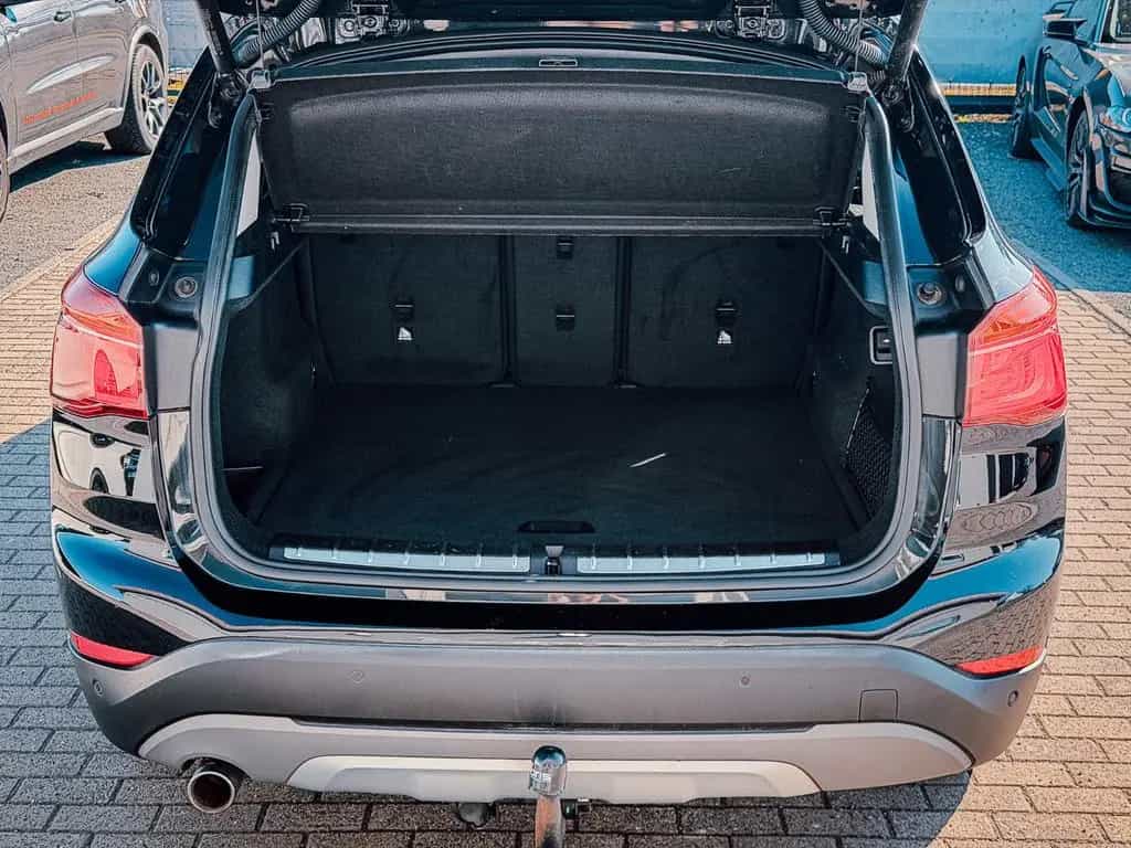 BMW X1 sDrive 18 i xLine M Sport 08/2019-photo-7