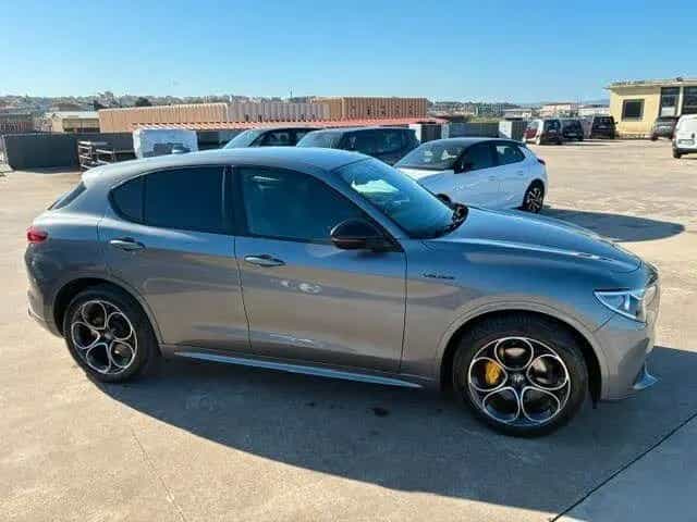 Alfa Romeo Stelvio 2.2 Turbodiesel 210 CV AT8 Q4 05/2021-photo-3