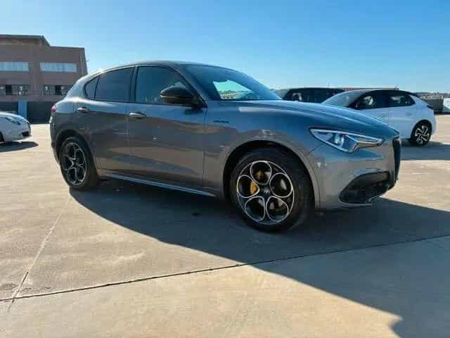Alfa Romeo Stelvio 2.2 Turbodiesel 210 CV AT8 Q4 05/2021-photo-4