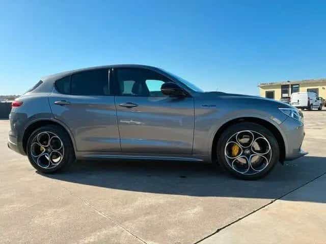 Alfa Romeo Stelvio 2.2 Turbodiesel 210 CV AT8 Q4 05/2021-photo-9