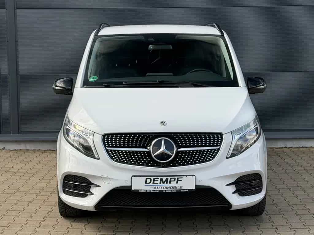 Mercedes-Benz V-Class V300d lang AVANTGARDE*Night*AMG*Burmester*2.Hand 04/2021-photo-2