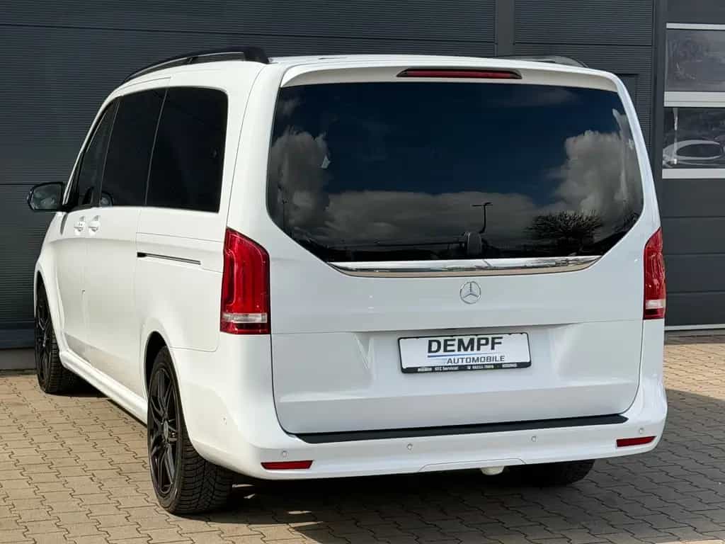 Mercedes-Benz V-Class V300d lang AVANTGARDE*Night*AMG*Burmester*2.Hand 04/2021-photo-8