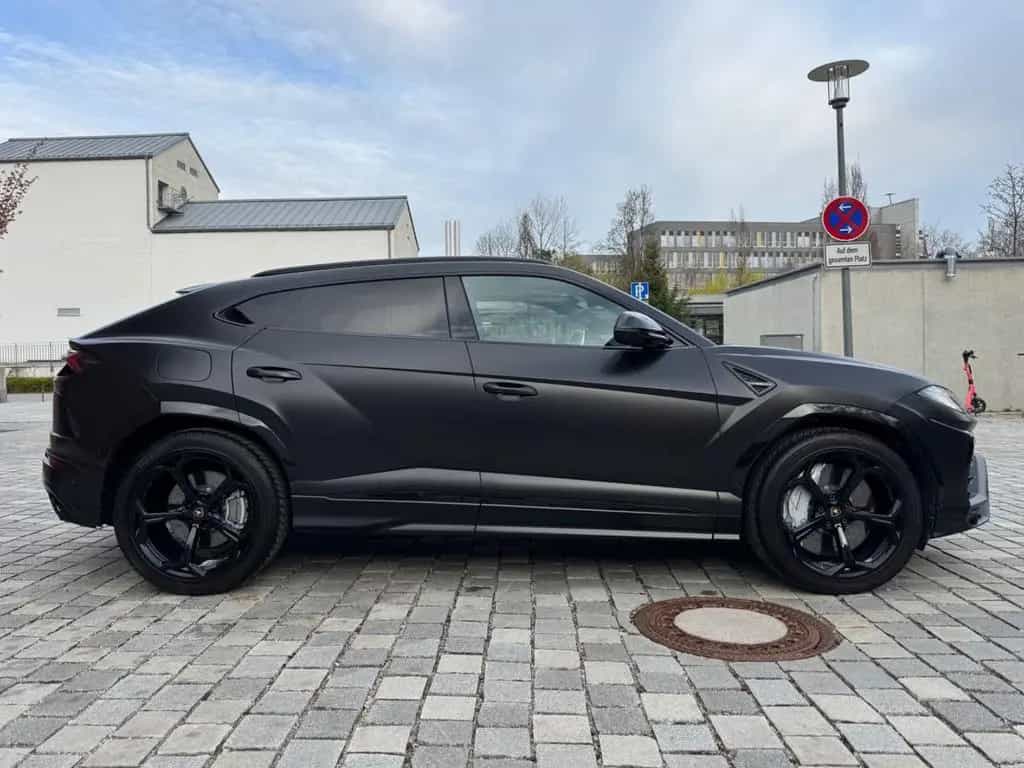 Lamborghini Urus /Carbon/B&O/StandHzg/Pano/Massage 07/2020-photo-1