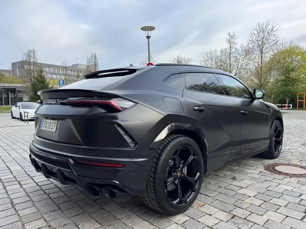 Lamborghini Urus /Carbon/B&O/StandHzg/Pano/Massage 07/2020-photo-2