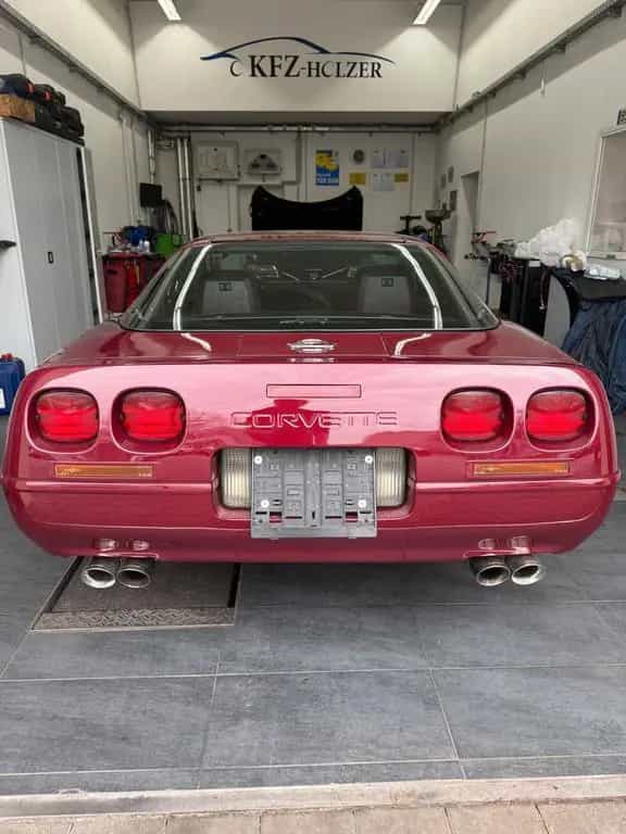 Corvette C4 40 03/1993-photo-1